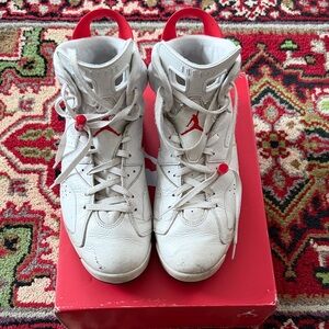 Jordan Athletic Shoes White and Red